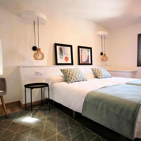Torre Del Postigo By Kubik Apartment Caceres Exterior photo
